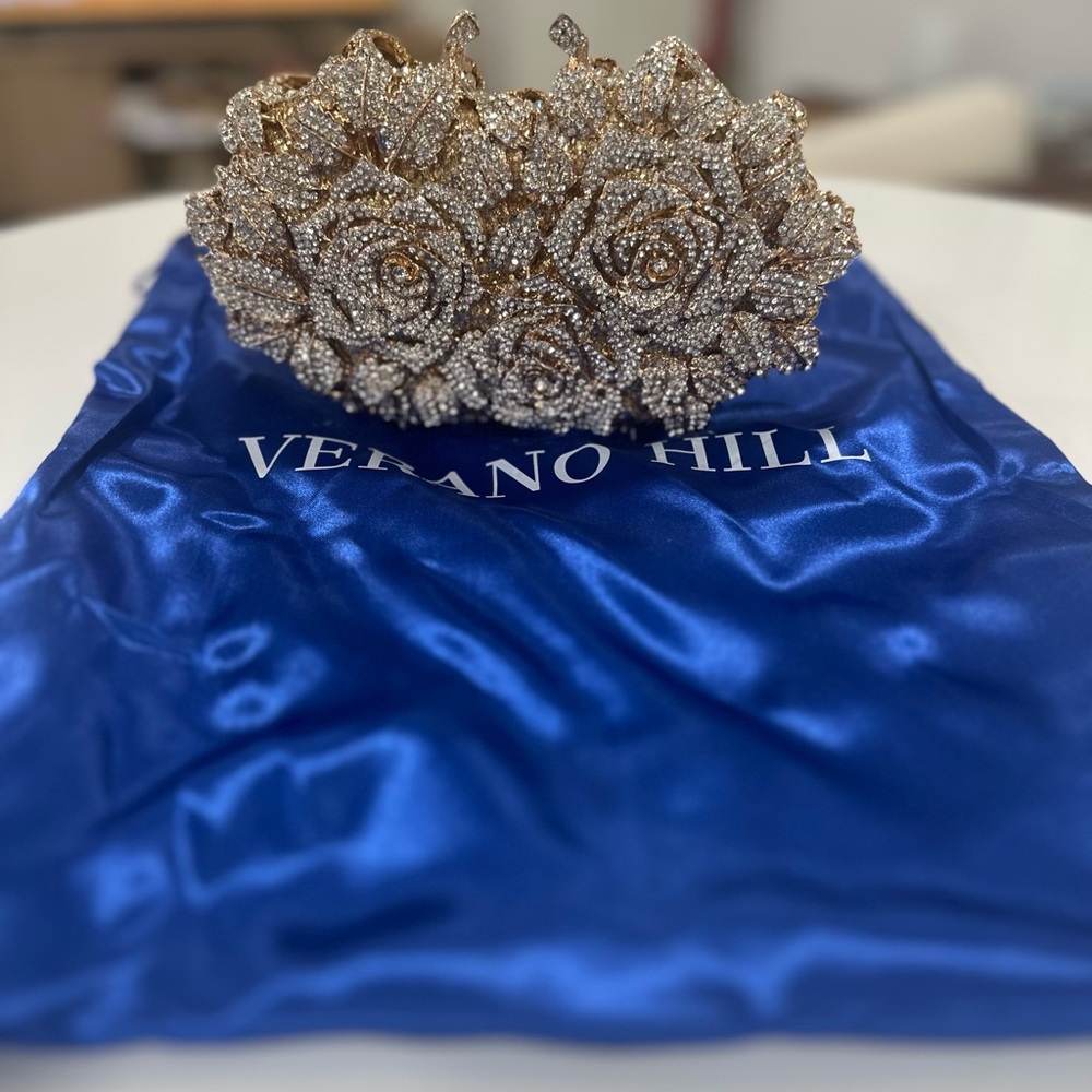 Verano Hill Gold Floral Clutch